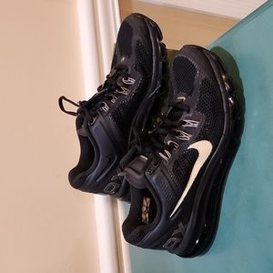 Nike Air Max women's shoes size 8